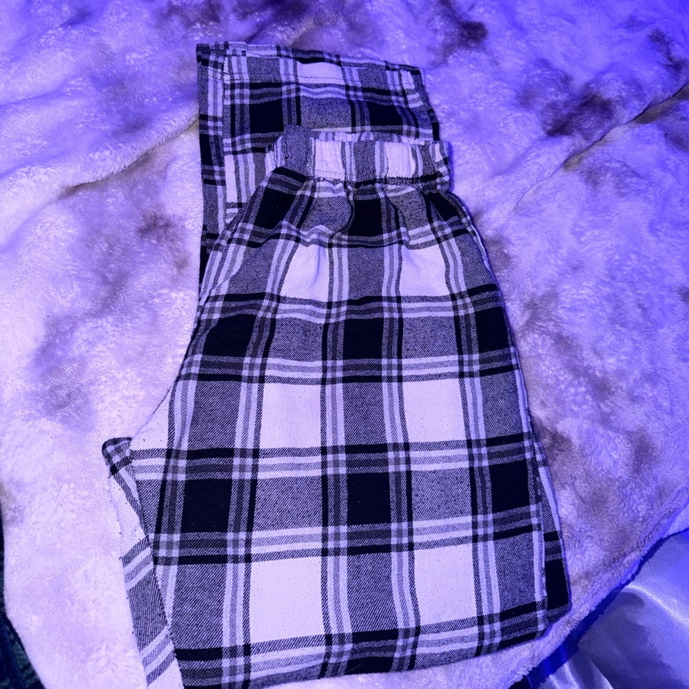 Plaid Kids Bottoms in Black and White